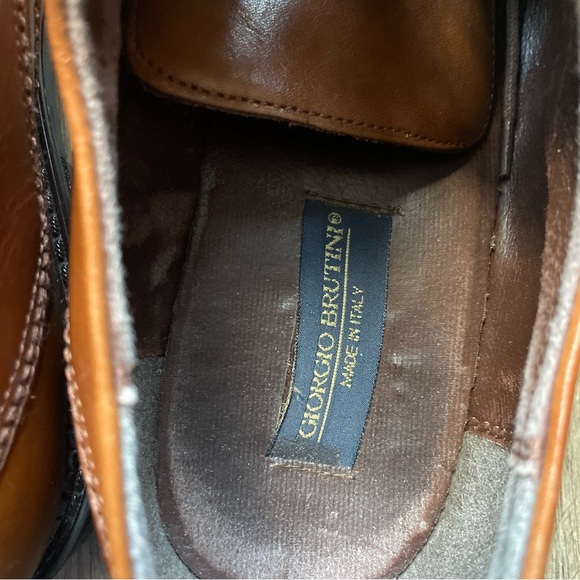 Vintage Men\'s Georgio Brutini Brown Lace Up Dress Shoes
Made In Italy main image 9